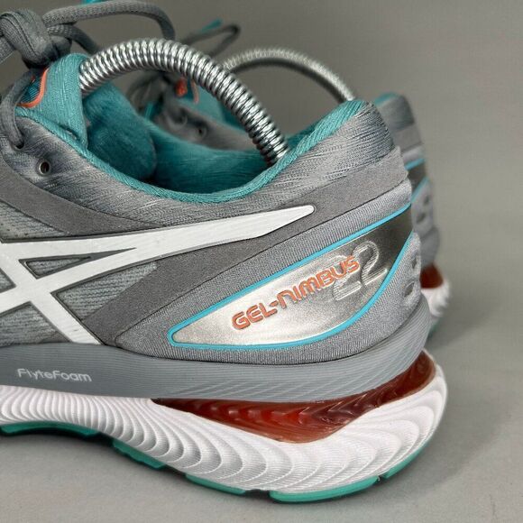 Asics Women's Size 10 Gel-Nimbus 22 Running Shoes - Picture 5 of 12